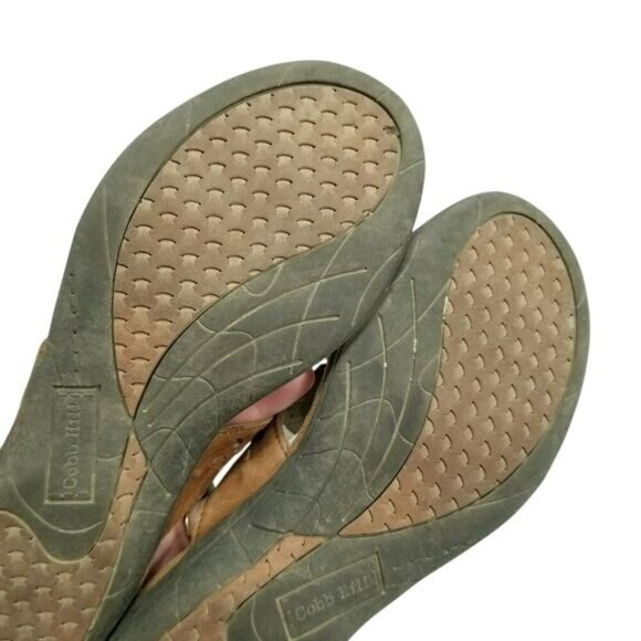Cobb Hill Womens Leather Sandals Size 7M Green & Tan Strappy Thong Cushioned - Picture 8 of 11